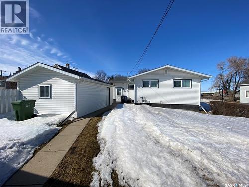 389 Maple Avenue, Yorkton, SK - Outdoor With Exterior