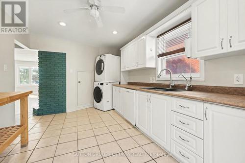 1071 Aldea Avenue, Ottawa, ON - Indoor Photo Showing Laundry Room