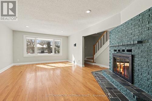 1071 Aldea Avenue, Ottawa, ON - Indoor Photo Showing Living Room With Fireplace