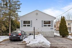 404 DIEPPE STREET  Ottawa, ON K1L 6V4