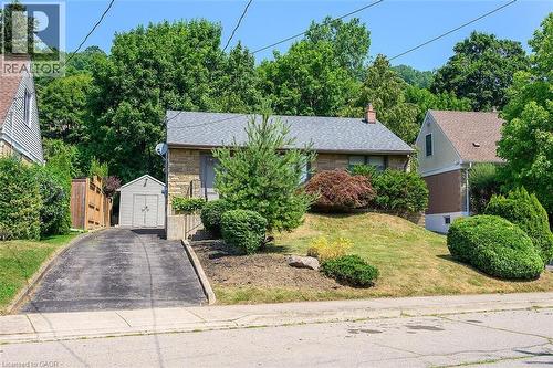 28 Marion Crescent, Dundas, ON - Outdoor