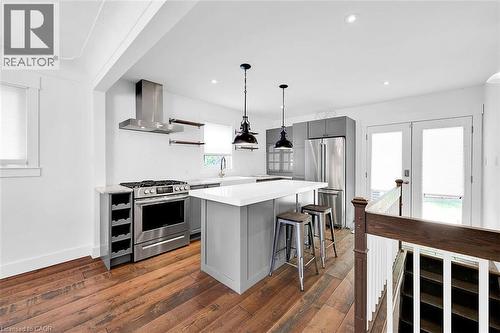 28 Marion Crescent, Dundas, ON - Indoor Photo Showing Kitchen With Stainless Steel Kitchen With Upgraded Kitchen