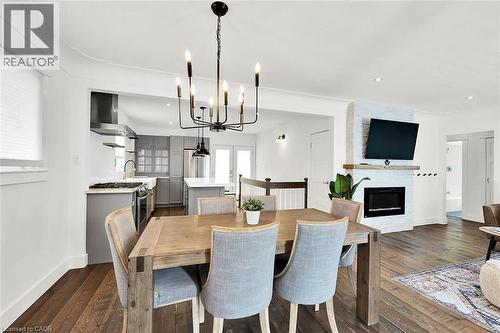 28 Marion Crescent, Dundas, ON - Indoor Photo Showing Dining Room