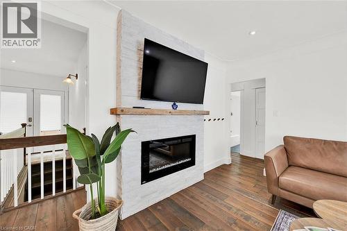 28 Marion Crescent, Dundas, ON - Indoor Photo Showing Living Room With Fireplace