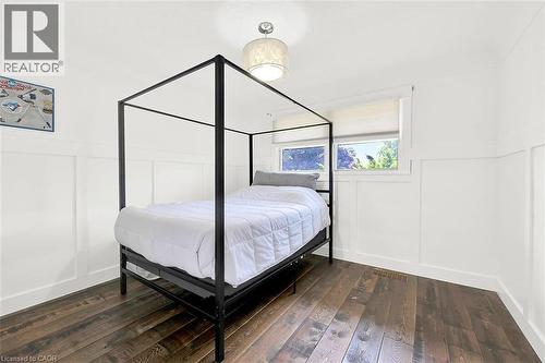 28 Marion Crescent, Dundas, ON - Indoor Photo Showing Bedroom