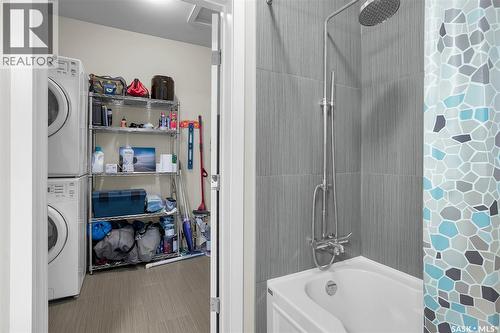 1102 1015 Patrick Crescent, Saskatoon, SK - Indoor Photo Showing Laundry Room