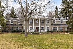 146 ABBEY COURT Oakville (Mo Morrison), ON L6J 4L1