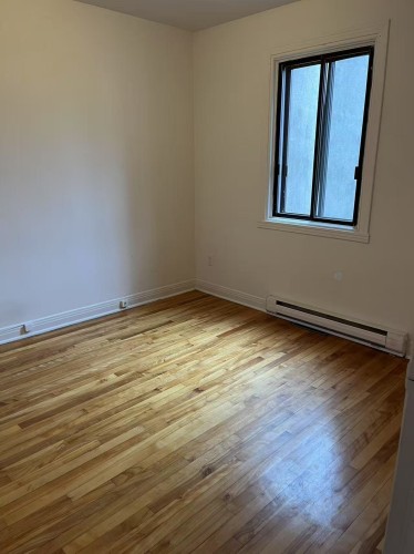 Chambre à coucher principale - 6641 Rue Mazarin, Montréal (Le Sud-Ouest), QC - Indoor Photo Showing Other Room