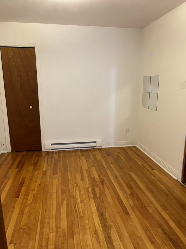 Chambre à coucher - 6641 Rue Mazarin, Montréal (Le Sud-Ouest), QC - Indoor Photo Showing Other Room