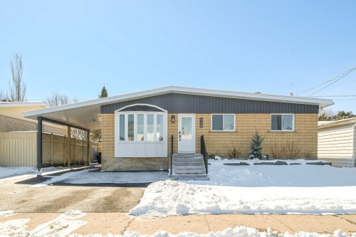 472 Rue des Trinitaires  Saint-Jean-Sur-Richelieu, QC J3B 2X6