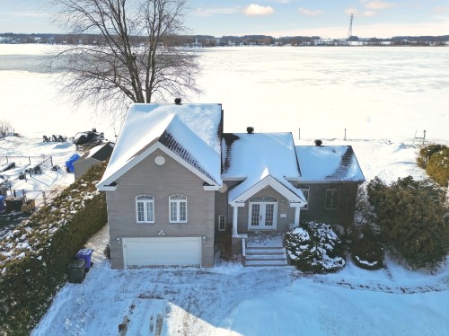 918 Ch. Duhamel  Pincourt, QC J7W 4E9