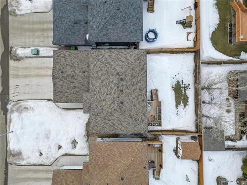 11 Marsh Crescent, Brandon, MB - Outdoor