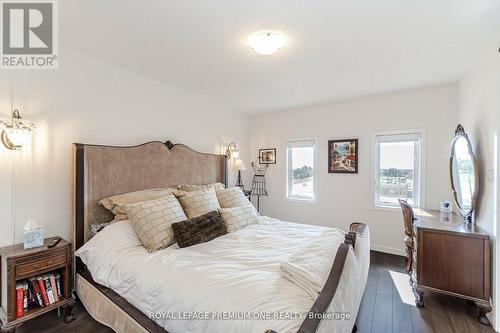 2 Seacoasts Circle, Vaughan, ON - Indoor Photo Showing Bedroom