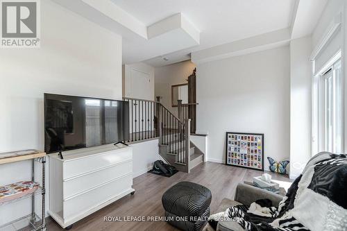 2 Seacoasts Circle, Vaughan, ON - Indoor