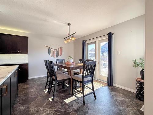 36 Southview Drive, Brandon, MB - Indoor Photo Showing Dining Room