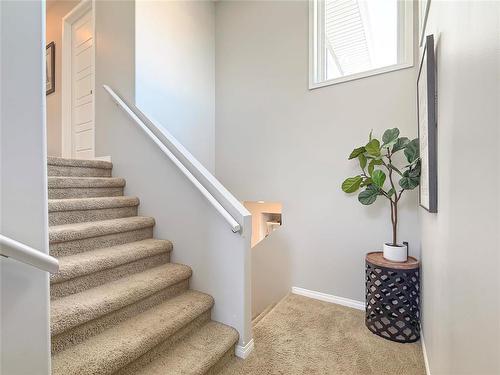 36 Southview Drive, Brandon, MB - Indoor Photo Showing Other Room