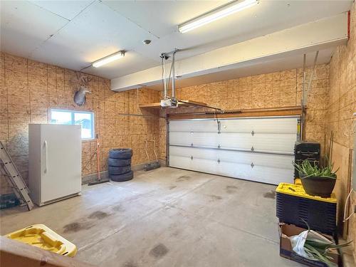 36 Southview Drive, Brandon, MB - Indoor Photo Showing Garage
