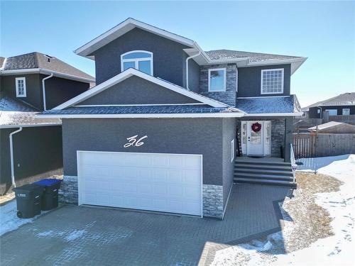 36 Southview Drive, Brandon, MB - Outdoor