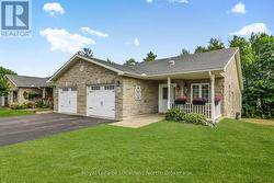 67 GREENWAY DRIVE Wasaga Beach, ON L9Z 0E6
