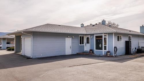 1-14616 GARNET Avenue  Summerland, BC V0H 1Z3