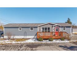 2 Wildwood ST Saint Stephen, NB E3L 2Z5