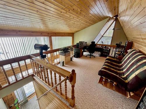 76 Ojibway Drive, Eagle River, ON - Indoor Photo Showing Other Room