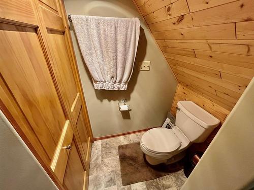 76 Ojibway Drive, Eagle River, ON - Indoor Photo Showing Bathroom