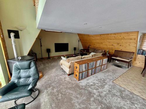 76 Ojibway Drive, Eagle River, ON - Indoor