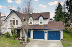 2126 Lang Cres Nanaimo, BC V9S 5S7