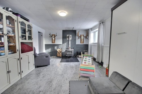 Salle familiale - 5792 Boul. Témiscamingue, Rouyn-Noranda, QC - Indoor Photo Showing Other Room