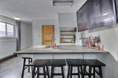 Salle familiale - 5792 Boul. Témiscamingue, Rouyn-Noranda, QC - Indoor Photo Showing Other Room