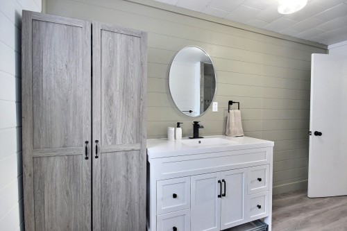 Salle de bains - 5792 Boul. Témiscamingue, Rouyn-Noranda, QC - Indoor Photo Showing Bathroom