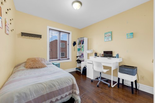 Bedroom - 6918  - 6918A Rue Lemieux, Montréal (Côte-Des-Neiges/Notre-Dame-De-Grâce), QC - Indoor Photo Showing Bedroom