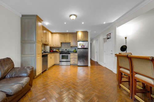 Kitchen - 6918  - 6918A Rue Lemieux, Montréal (Côte-Des-Neiges/Notre-Dame-De-Grâce), QC - Indoor Photo Showing Kitchen