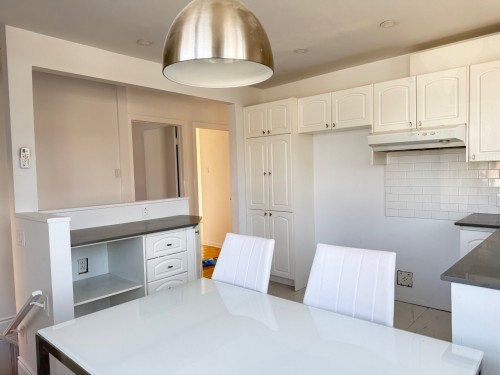 Cuisine - 951 Av. Champagnat, Laval (Saint-Vincent-De-Paul), QC - Indoor Photo Showing Kitchen