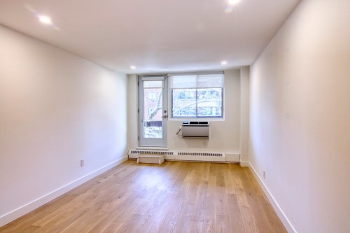 Living Room - 520-4800 Boul. De Maisonneuve O., Westmount, QC - Indoor Photo Showing Other Room
