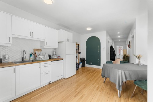 Salle à manger - 1830 Av. Laurier E., Montréal (Le Plateau-Mont-Royal), QC - Indoor Photo Showing Kitchen