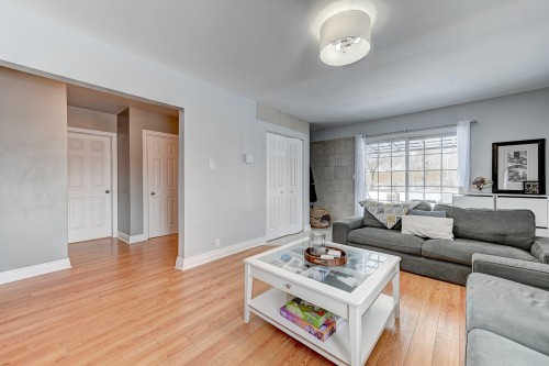 Living Room - 790 Rue Dufferin, Granby, QC - Indoor Photo Showing Living Room