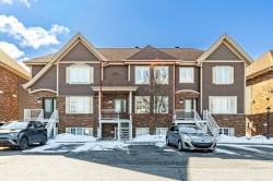 244 Rue de la Petite-Prairie  Varennes, QC J3X 0B1