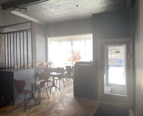 Commerce - 2222 Av. Du Mont-Royal E., Montréal (Le Plateau-Mont-Royal), QC - Indoor Photo Showing Dining Room