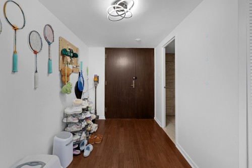 Hall d'entrée/Vestibule - 880-1250 Av. Des Pins O., Montréal (Ville-Marie), QC - Indoor Photo Showing Other Room