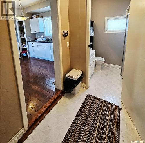 274 7Th Avenue E, Melville, SK - Indoor Photo Showing Bathroom