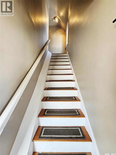 274 7Th Avenue E, Melville, SK - Indoor Photo Showing Other Room