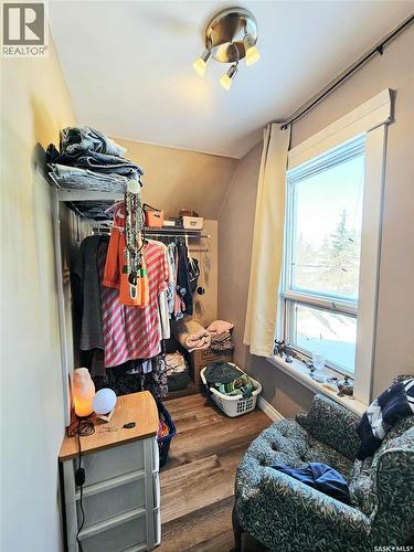 274 7Th Avenue E, Melville, SK - Indoor