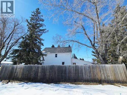 274 7Th Avenue E, Melville, SK - Outdoor