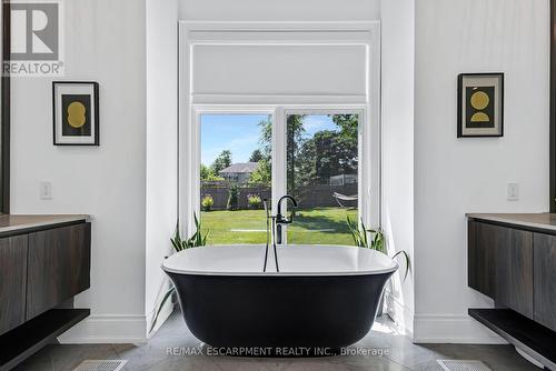 714 Atoka Drive, Mississauga, ON - Indoor