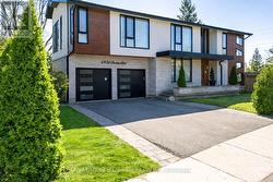 1526 BRIDGE ROAD Oakville (Wo West), ON L6L 2E3