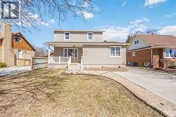 714 MICHIGAN AVENUE Point Edward, ON N7V 1G8