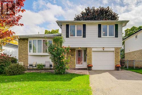 33 GROVELAND CRESCENT  Brampton, ON L6S 1L1