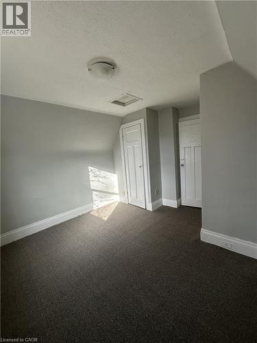 31 Mckinstry Street, Hamilton, ON - Indoor Photo Showing Other Room